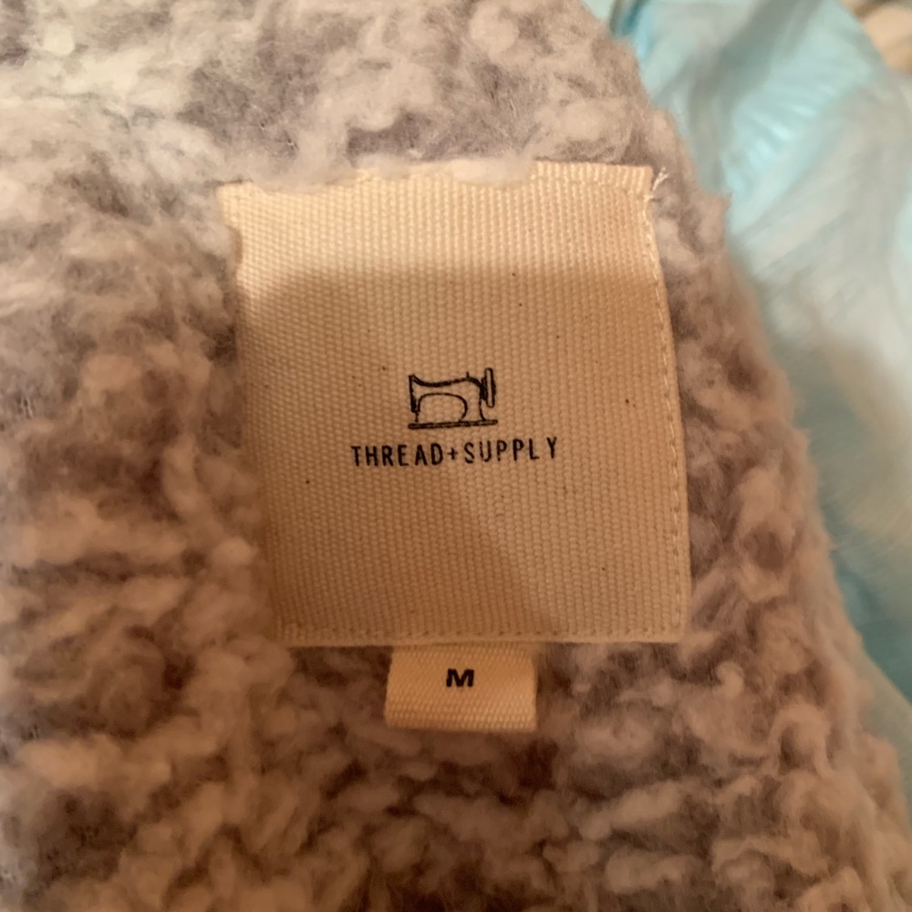 Vest - Picture 5 of 5